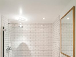 15 banheiros decorados e dicas para espaços menores Banheiros decorados